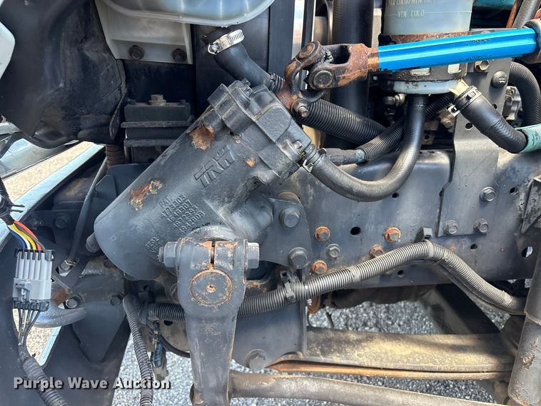 image for item EG9072 2007 International 4300 cable placer bucket truck  