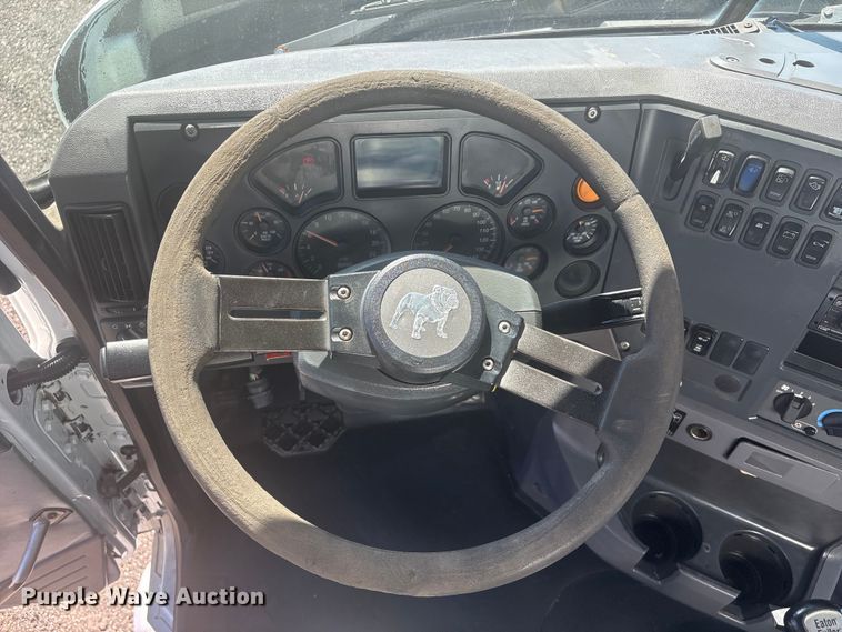 image for item EG9075 2013 Mack Granite GU713 vacuum truck