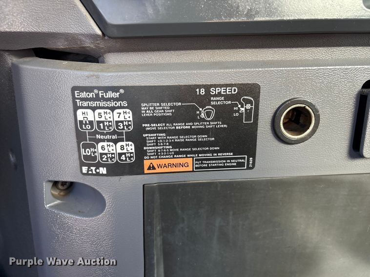 image for item EG9075 2013 Mack Granite GU713 vacuum truck