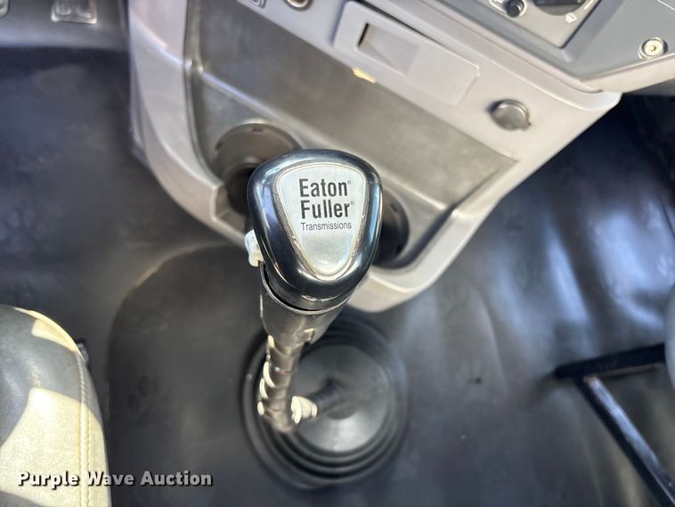 image for item EG9075 2013 Mack Granite GU713 vacuum truck