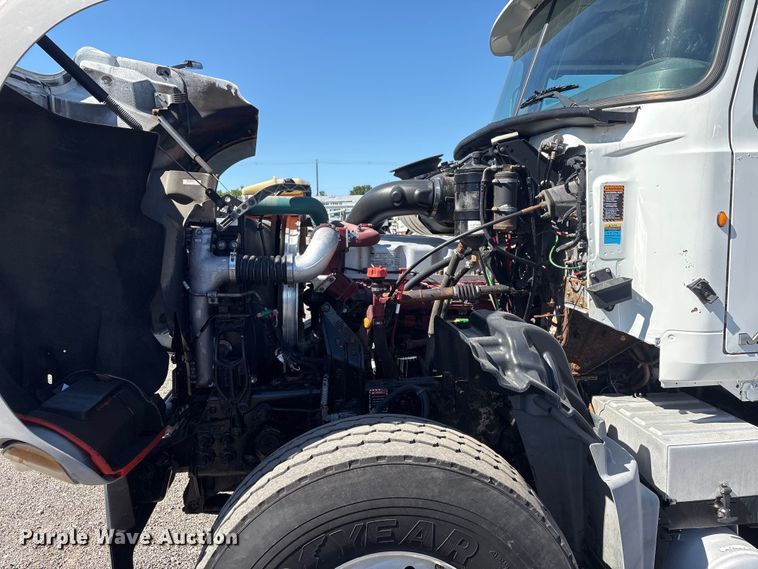 image for item EG9075 2013 Mack Granite GU713 vacuum truck
