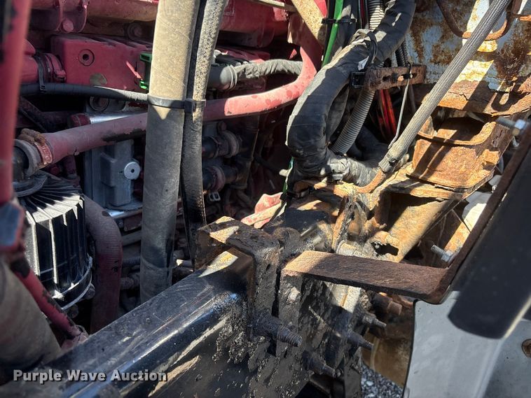 image for item EG9075 2013 Mack Granite GU713 vacuum truck