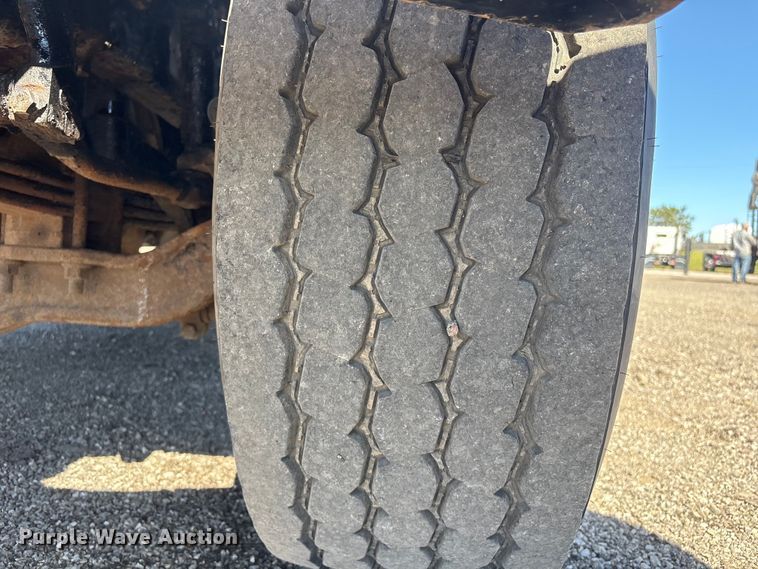 image for item EG9075 2013 Mack Granite GU713 vacuum truck