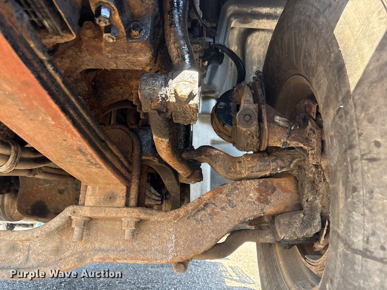 image for item EG9075 2013 Mack Granite GU713 vacuum truck