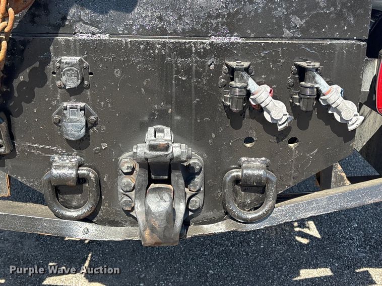 image for item EG9077 2014 Freightliner 114SD crane truck