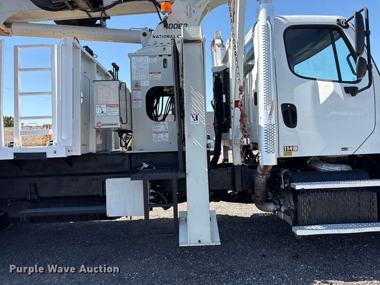 image for item EG9077 2014 Freightliner 114SD crane truck