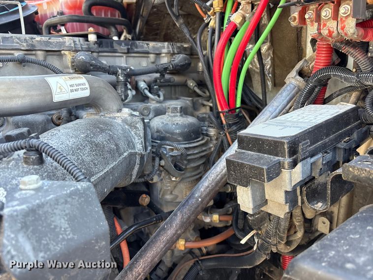 image for item EG9077 2014 Freightliner 114SD crane truck
