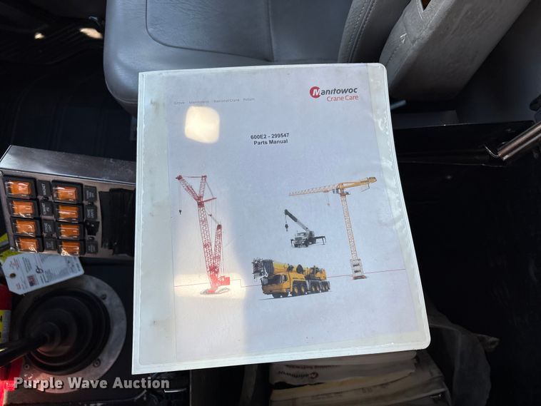image for item EG9077 2014 Freightliner 114SD crane truck