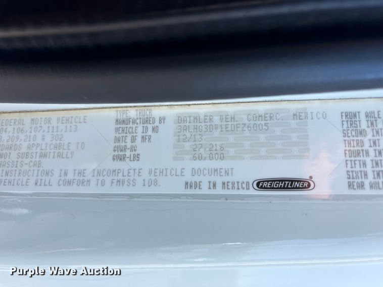 image for item EG9077 2014 Freightliner 114SD crane truck
