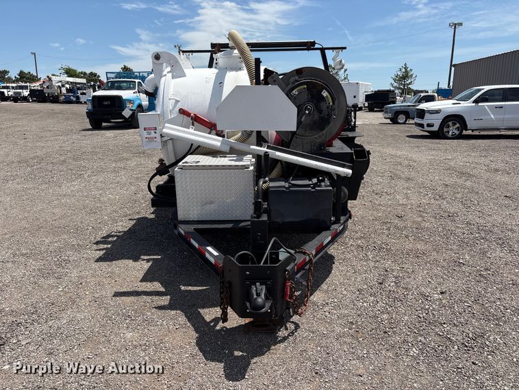 image for item EG9078 2010 EH Wachs Trav-L-Vac vacuum trailer