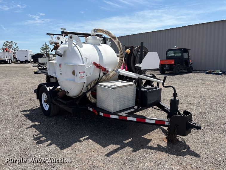 image for item EG9078 2010 EH Wachs Trav-L-Vac vacuum trailer