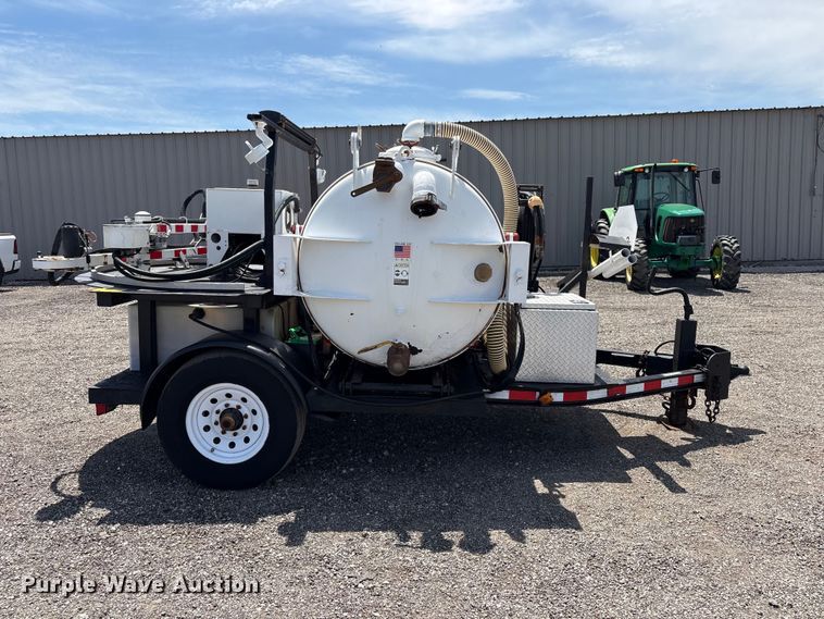image for item EG9078 2010 EH Wachs Trav-L-Vac vacuum trailer