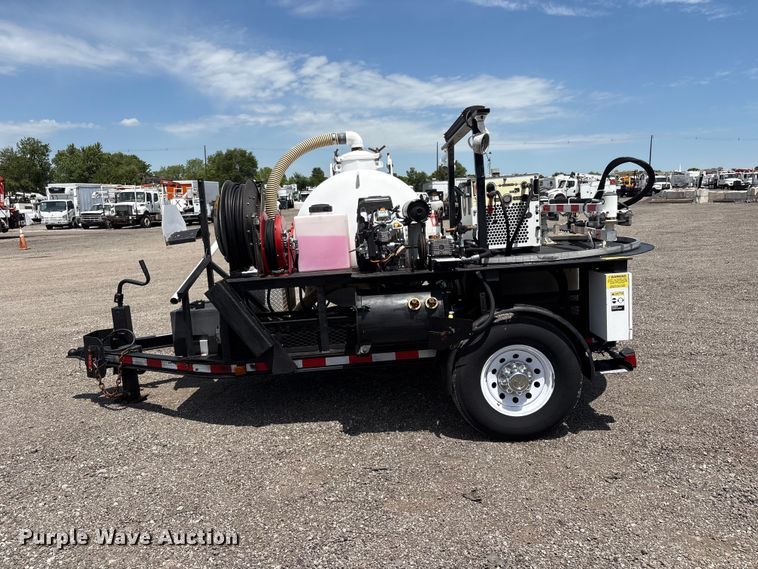 image for item EG9078 2010 EH Wachs Trav-L-Vac vacuum trailer