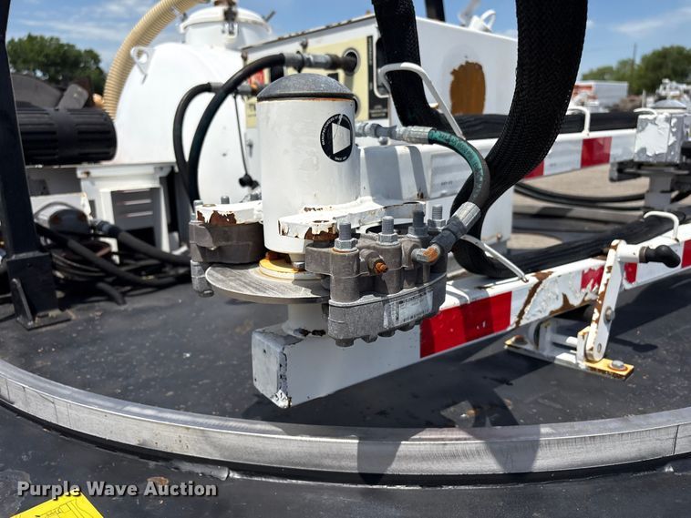 image for item EG9078 2010 EH Wachs Trav-L-Vac vacuum trailer