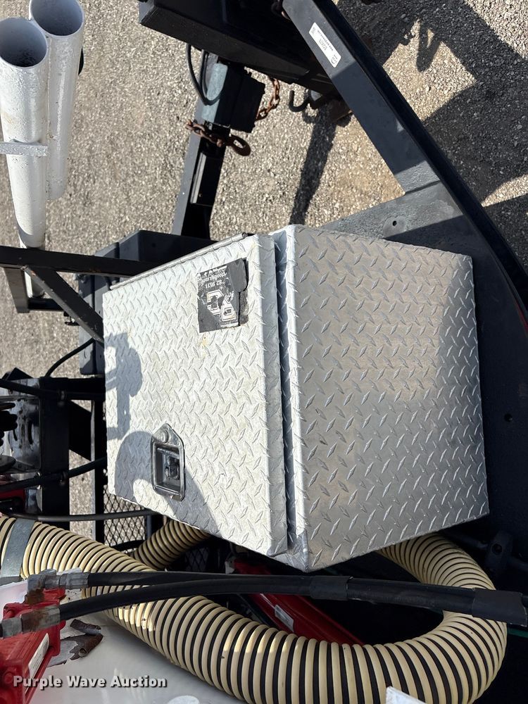 image for item EG9078 2010 EH Wachs Trav-L-Vac vacuum trailer