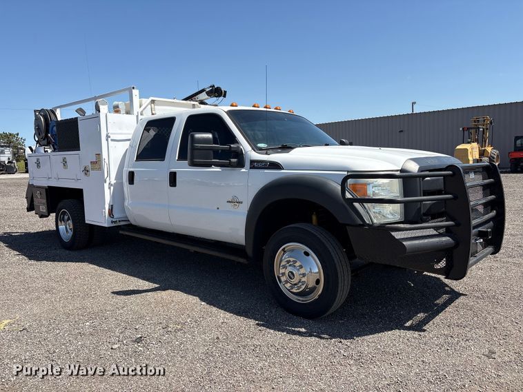 image for item EG9082 2015 Ford F550 Super Duty Crew Cab utility / service truck