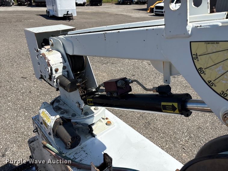 image for item EG9082 2015 Ford F550 Super Duty Crew Cab utility / service truck