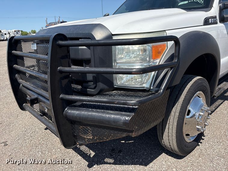 image for item EG9082 2015 Ford F550 Super Duty Crew Cab utility / service truck