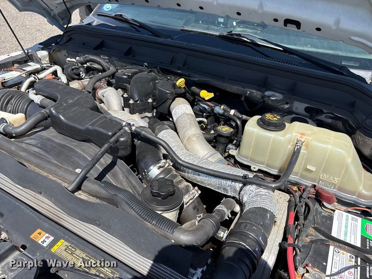 image for item EG9082 2015 Ford F550 Super Duty Crew Cab utility / service truck
