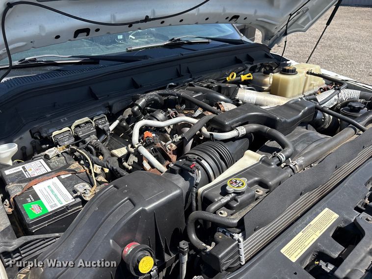 image for item EG9082 2015 Ford F550 Super Duty Crew Cab utility / service truck