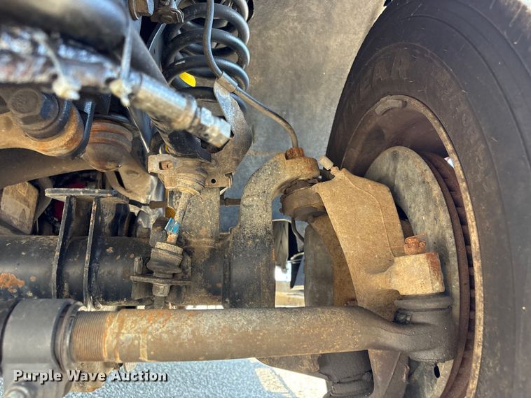 image for item EG9082 2015 Ford F550 Super Duty Crew Cab utility / service truck