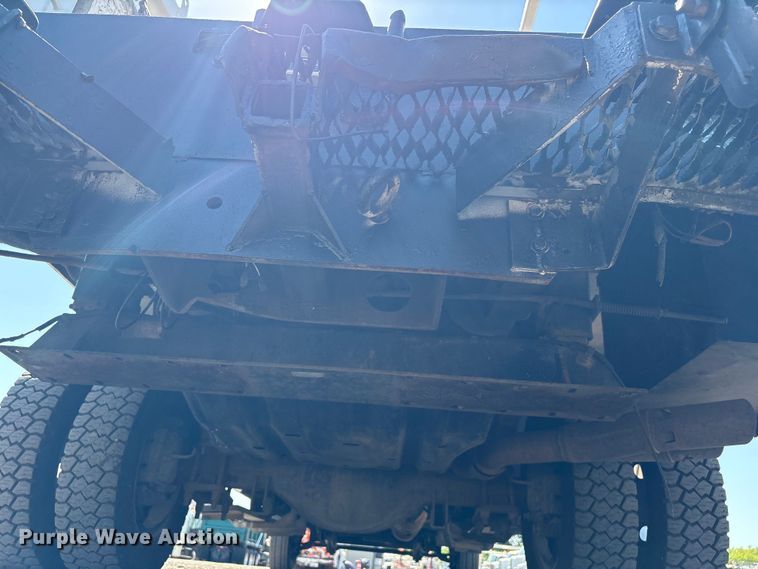 image for item EG9082 2015 Ford F550 Super Duty Crew Cab utility / service truck