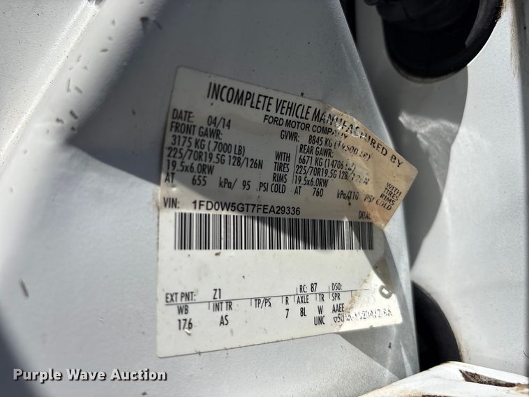 image for item EG9082 2015 Ford F550 Super Duty Crew Cab utility / service truck