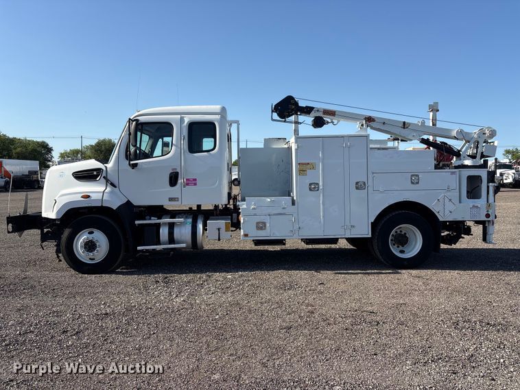 image for item EG9085 2017 Freightliner 108SD crane truck