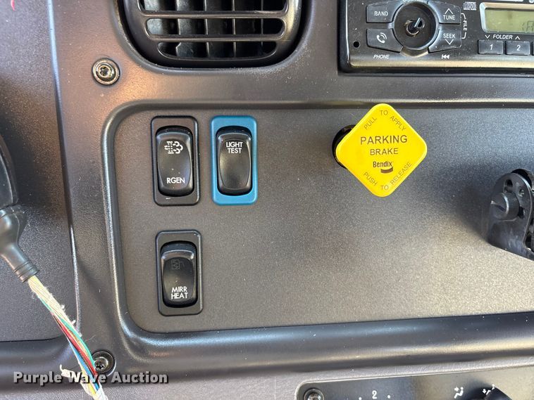 image for item EG9085 2017 Freightliner 108SD crane truck