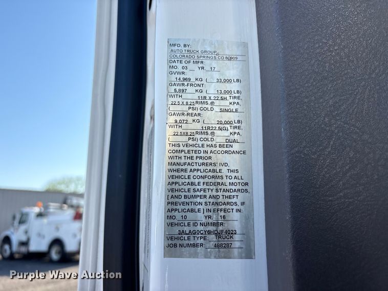 image for item EG9085 2017 Freightliner 108SD crane truck