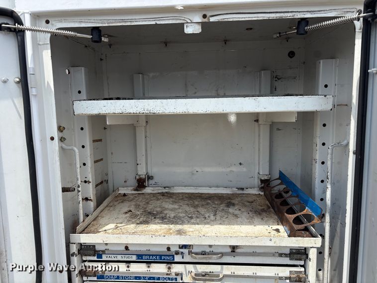 image for item EG9090 2014 Freightliner 108SD crane truck