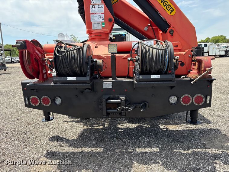 image for item EG9090 2014 Freightliner 108SD crane truck