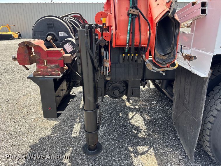 image for item EG9090 2014 Freightliner 108SD crane truck