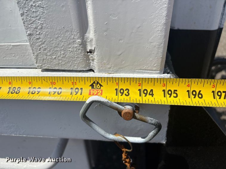 image for item EG9092 2012 Freightliner 114SD crane truck