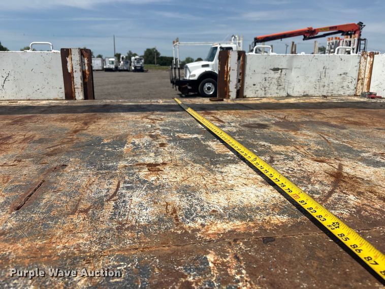 image for item EG9092 2012 Freightliner 114SD crane truck