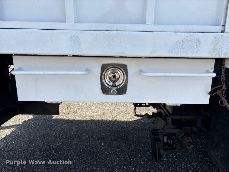 image for item EG9092 2012 Freightliner 114SD crane truck