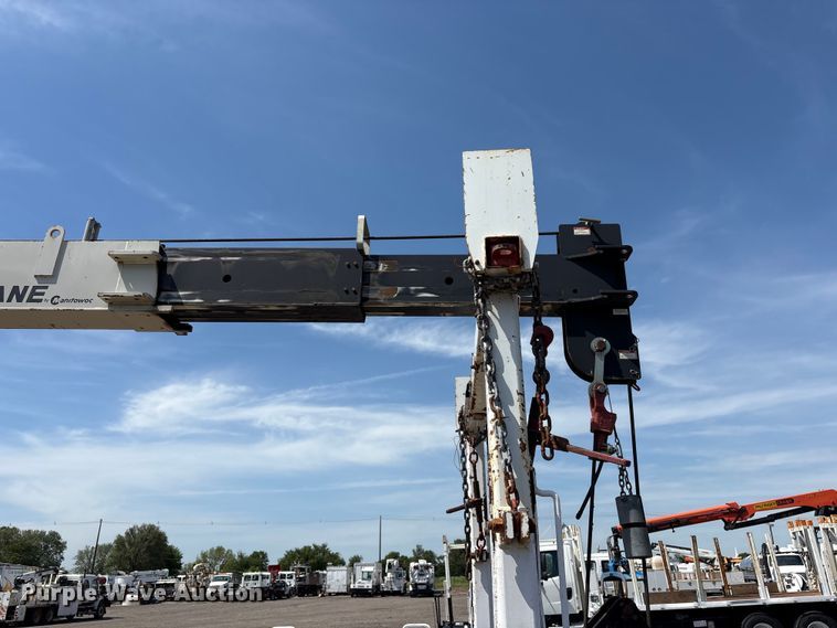 image for item EG9092 2012 Freightliner 114SD crane truck