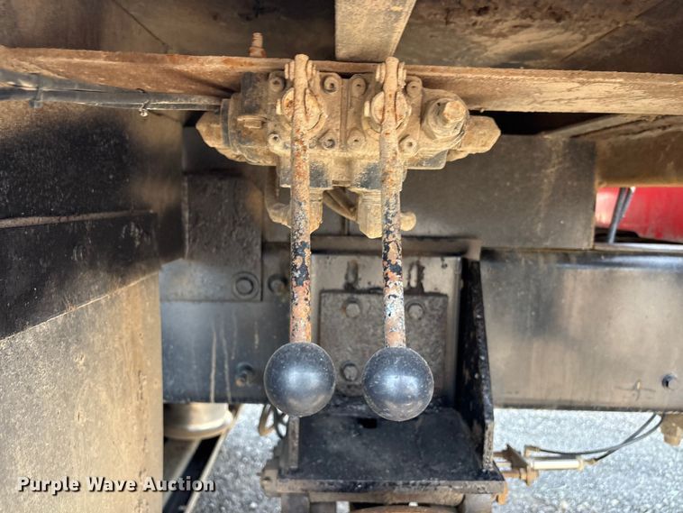 image for item EG9093 2013 Freightliner Business Class M2 crane truck