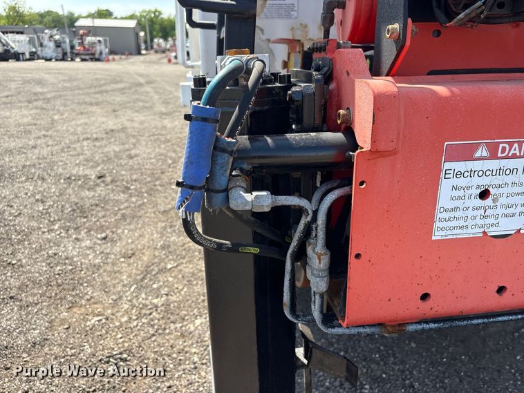 image for item EG9093 2013 Freightliner Business Class M2 crane truck
