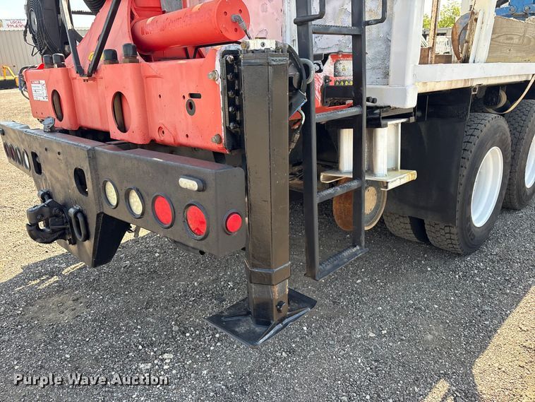 image for item EG9093 2013 Freightliner Business Class M2 crane truck