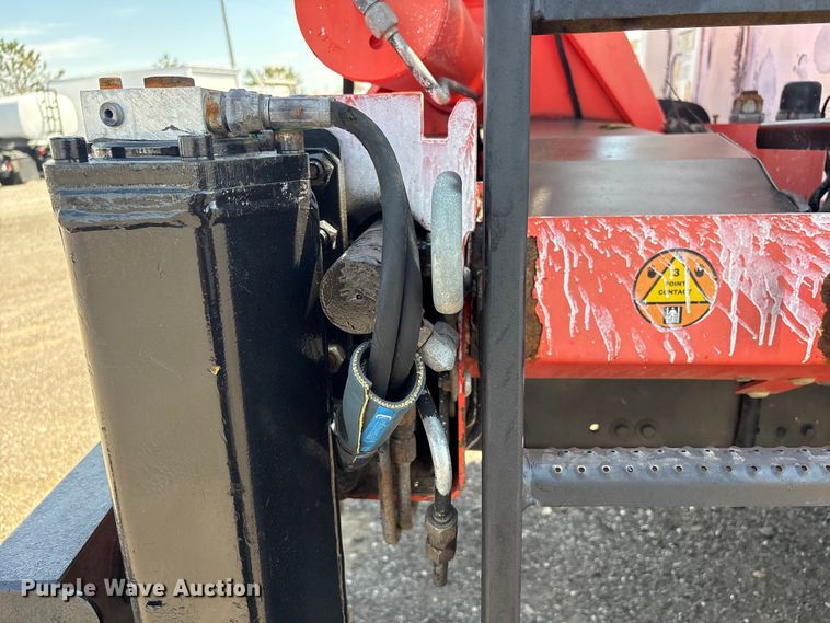 image for item EG9093 2013 Freightliner Business Class M2 crane truck