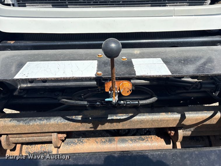 image for item EG9093 2013 Freightliner Business Class M2 crane truck