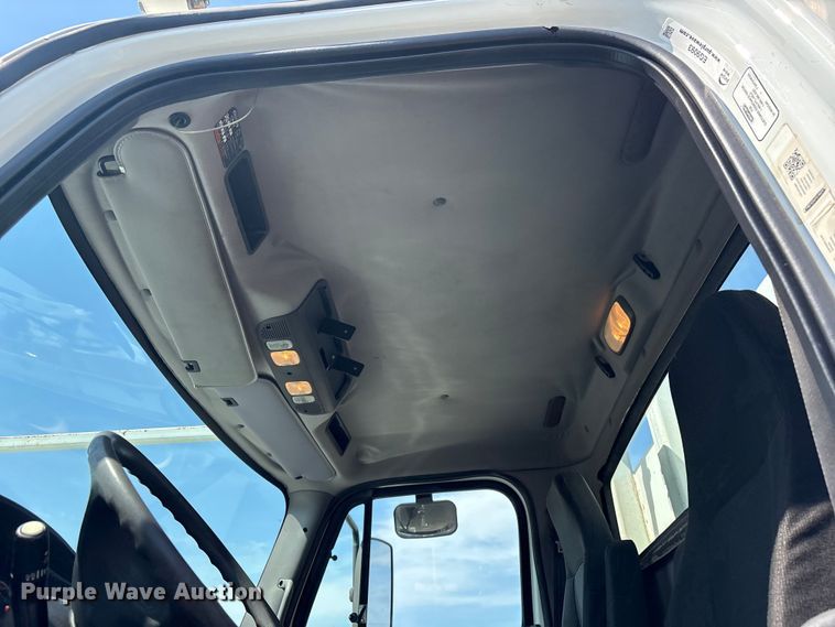 image for item EG9093 2013 Freightliner Business Class M2 crane truck