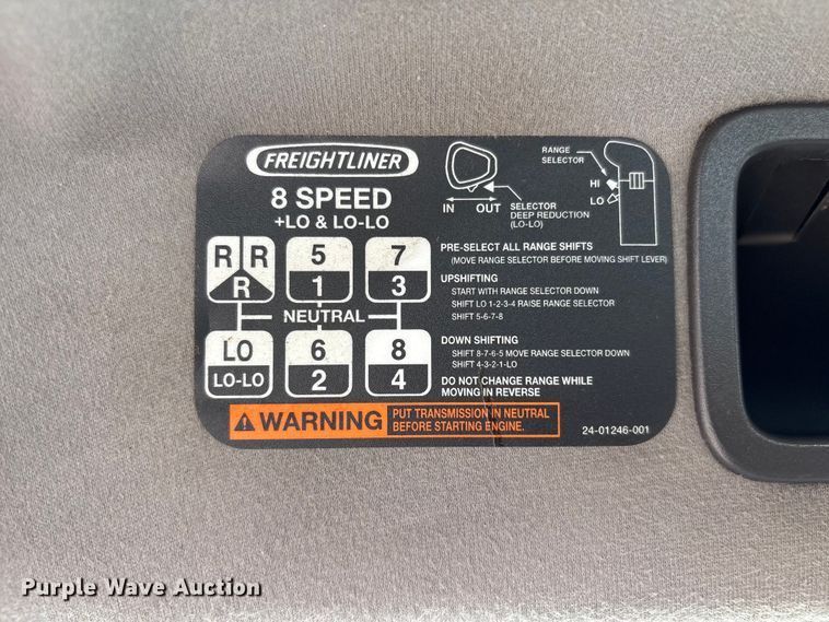 image for item EG9093 2013 Freightliner Business Class M2 crane truck