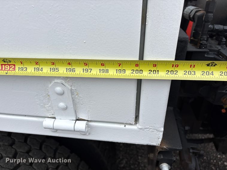 image for item EG9100 2014 Freightliner 108SD crane truck