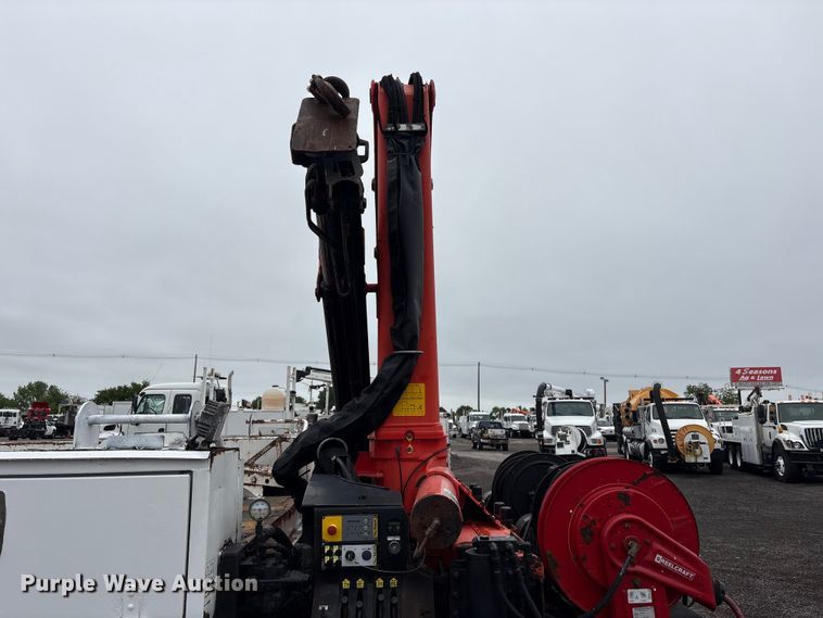 image for item EG9100 2014 Freightliner 108SD crane truck