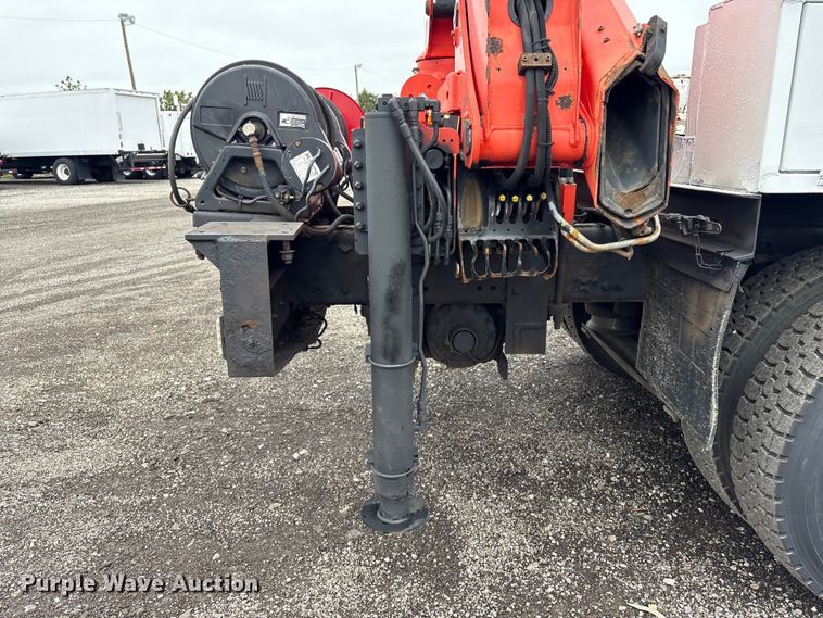 image for item EG9100 2014 Freightliner 108SD crane truck