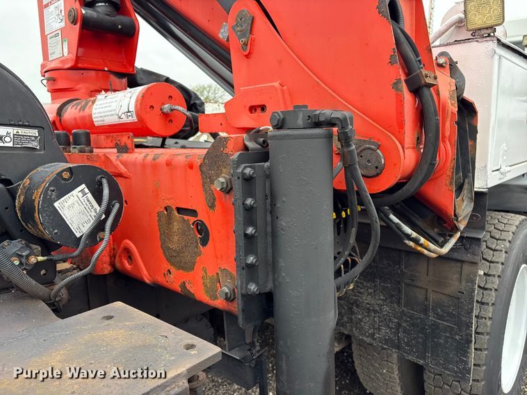 image for item EG9100 2014 Freightliner 108SD crane truck
