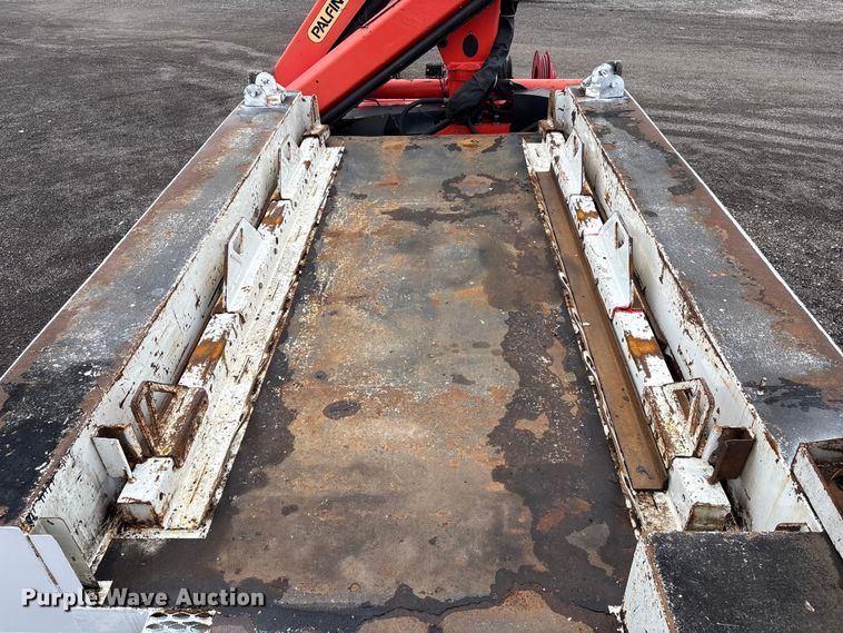 image for item EG9100 2014 Freightliner 108SD crane truck