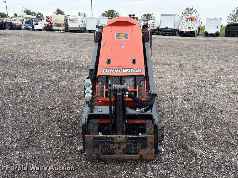image for item EG9103 2020 Ditch Witch SK600 compact utility loader